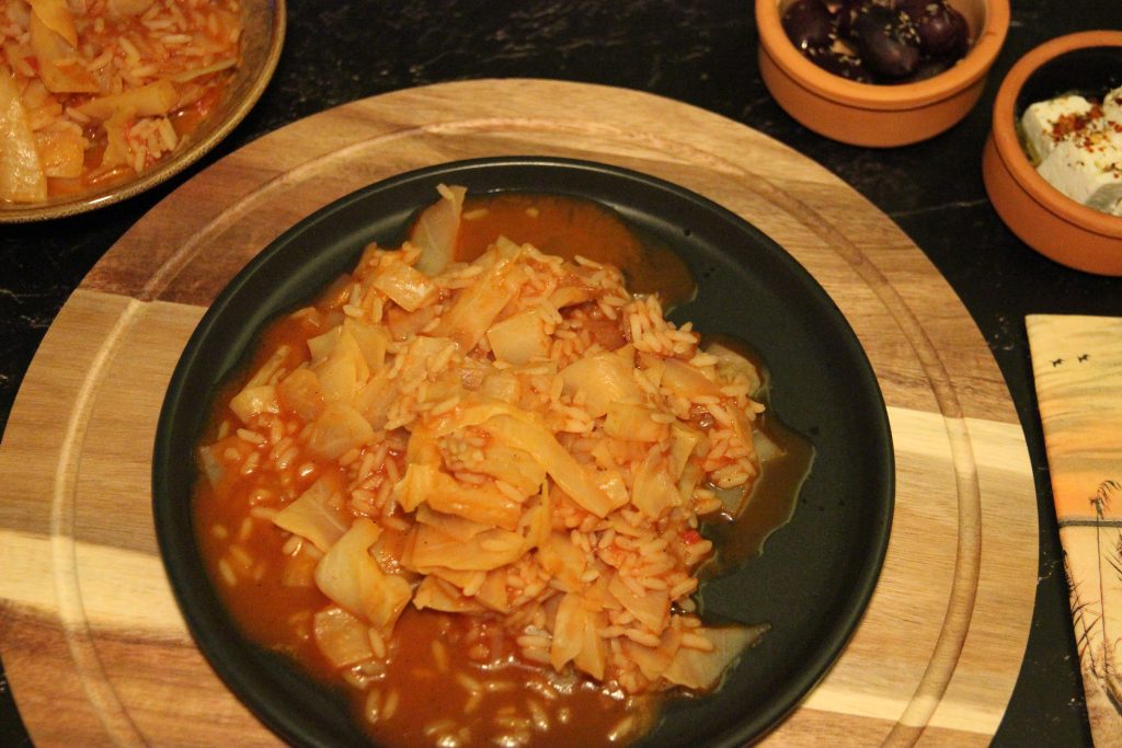 Lahanorizo – Griechischer Kohl mit Reis